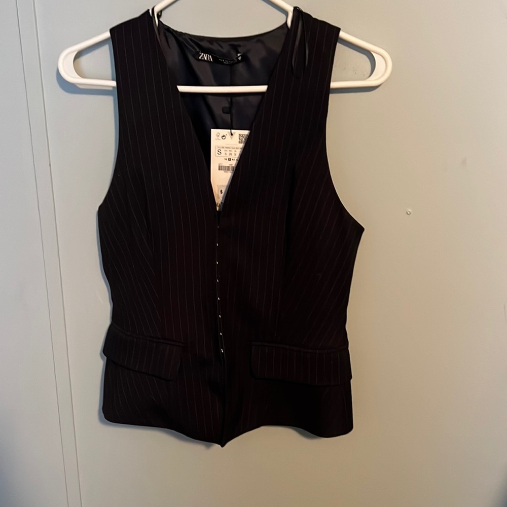 Zara NWT pinstripe navy vest Small